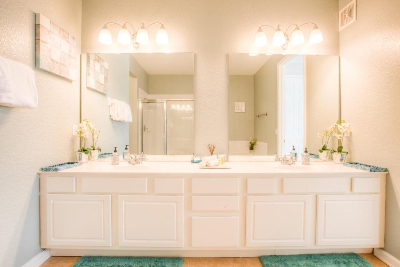 Stunning Lakeview Condo Wprivate Balcony Kissimmee Esterno foto