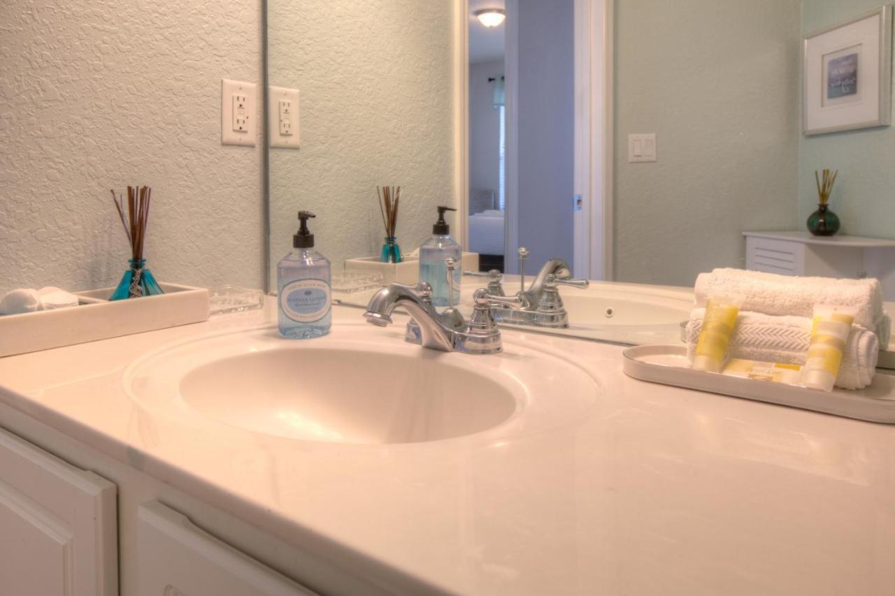 Stunning Lakeview Condo Wprivate Balcony Kissimmee Esterno foto