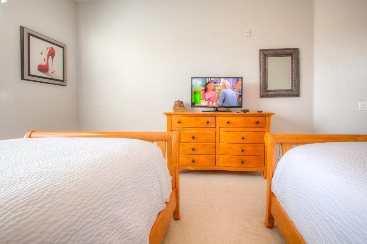 Stunning Lakeview Condo Wprivate Balcony Kissimmee Esterno foto
